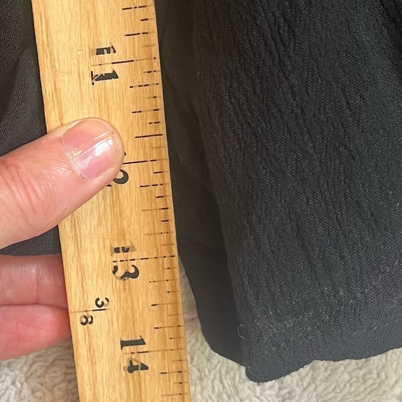 ShowPo Black Rayon Shorts Romper Faux Wrap Jumpsuit Sz 4 - Picture 16 of 16